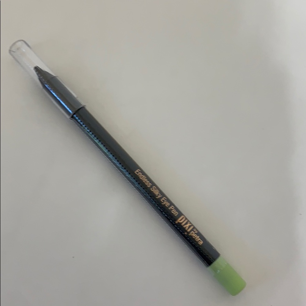 Pixi by Petra Silky Eye Pen Black Noir (eyeliner)